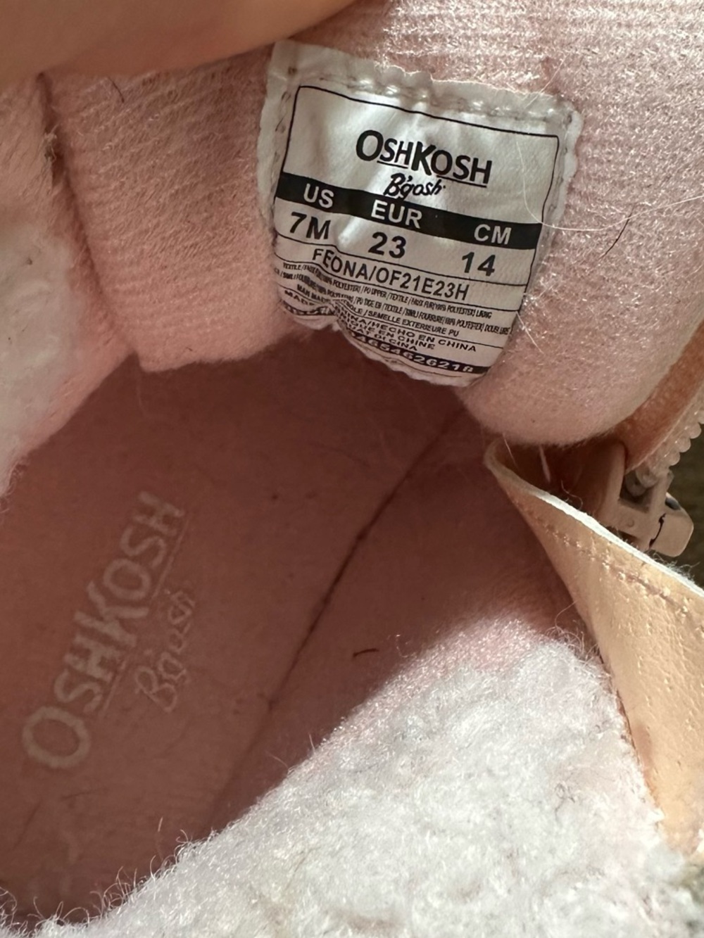 Oshkosh fur top feona boot/sneaker light pink - Picture 6 of 8